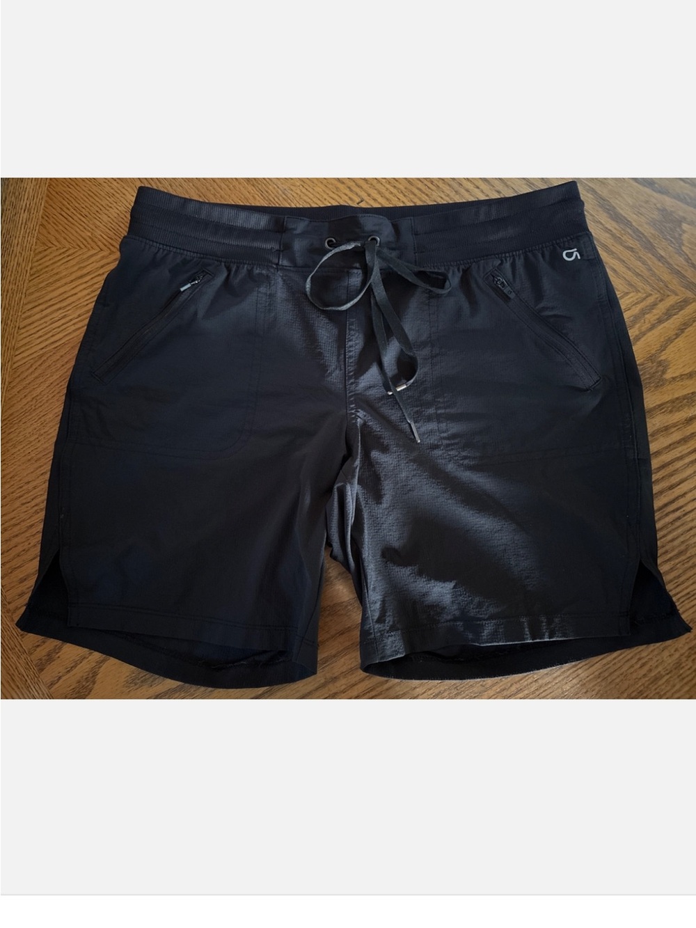 GAP Black Bermuda Hike Shorts with Drawstring Medium PETITE EUC!